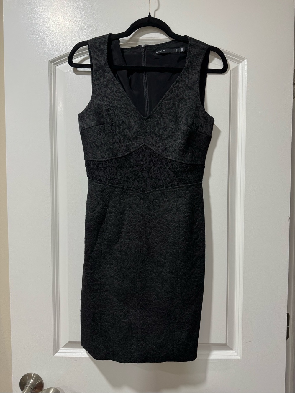 Karen Millen Black Jacquard Textured V-Neck Sheath Dress